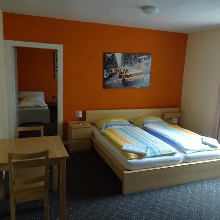 Gaestehaus Grupello Pensión 2*