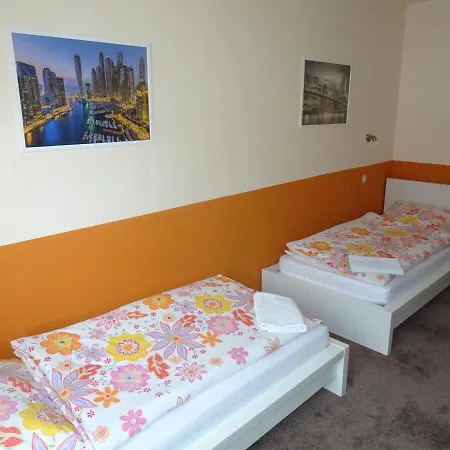 Guest house Gaestehaus Grupello 2*