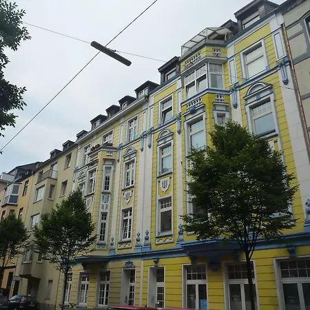 Vendégház Gaestehaus Grupello 2*