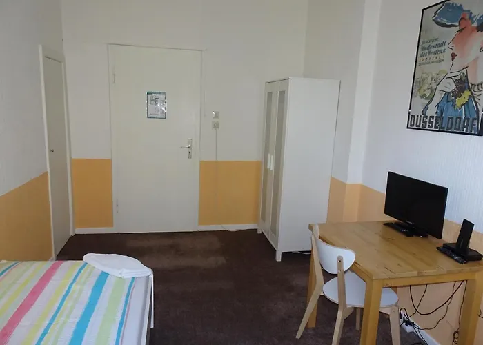 Πανσιόν Gaestehaus Grupello Ντίσελντορφ