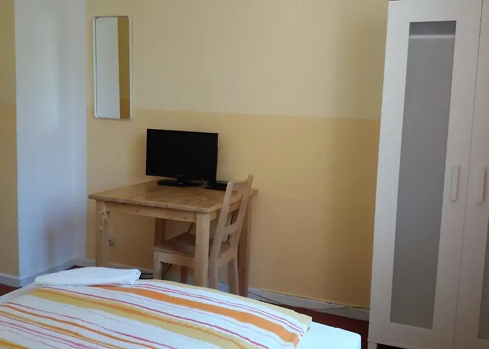 Πανσιόν Gaestehaus Grupello 2*