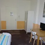 Πανσιόν Gaestehaus Grupello Ντίσελντορφ