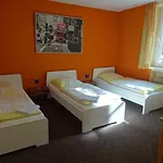 בית הארחה Gaestehaus Grupello 2*
