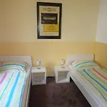 Gaestehaus Grupello בית הארחה 2*