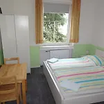 בית הארחה Gaestehaus Grupello 2*