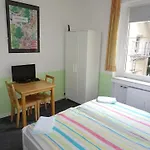 בית הארחה Gaestehaus Grupello