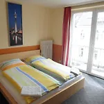 Gaestehaus Grupello 2* דיסלדורף