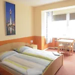 בית הארחה Gaestehaus Grupello