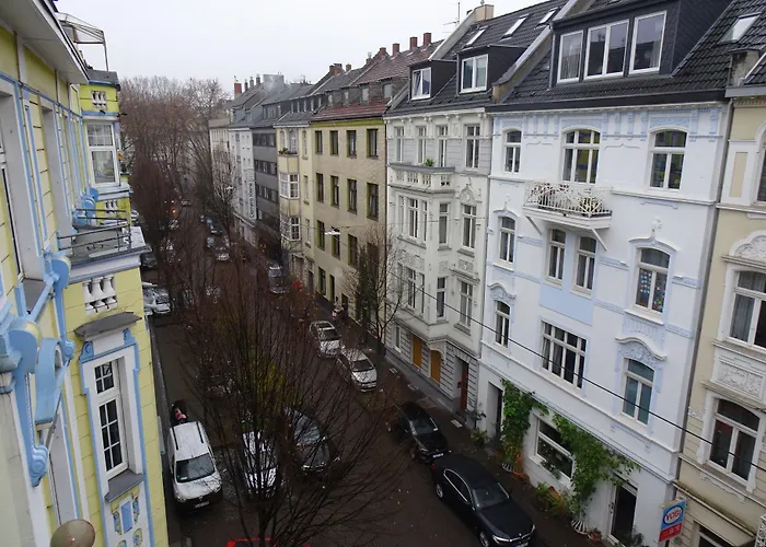 格鲁佩罗宾馆 2*